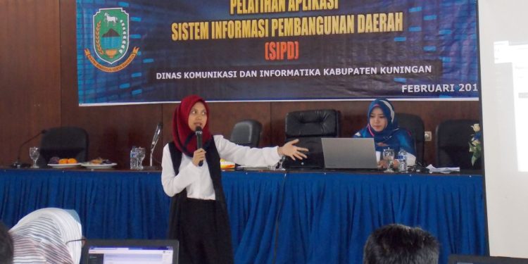 Sosialisasi Sistem Aplikasi Pembangunan Daerah