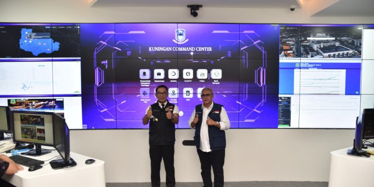 Gubernur Jabar Ridwan Kamil Kunjungi Kuningan Command Center