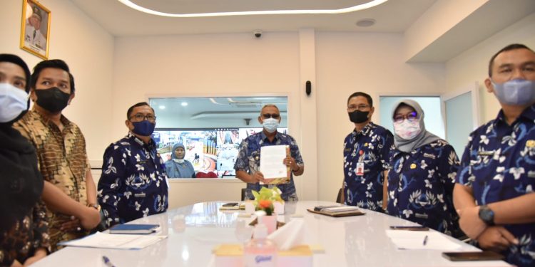 Kabupaten Kuningan Menuju Smart City, Bupati Acep Tandatangani MOU Dengan Menkominfo