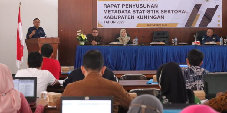 Diskominfo Kabupaten Kuningan Gelar Rapat Penyusunan Metadata Statistik Sektor Kabupaten Kuningan Tahun 2022