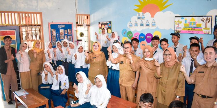 Literasi Digital, Diskominfo Kuningan : Pentingnya Etika Bermedsos Bagi Remaja