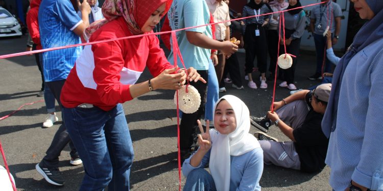 Diskominfo Kuningan Semarakkan HUT RI ke-79 dengan Lomba 17-an Penuh Keceriaan