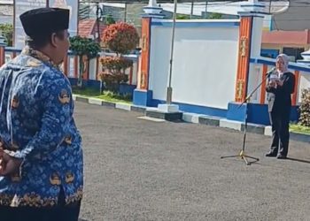 Sekretaris Diskominfo Kuningan Bacakan Amanah Hari Bela Negara Presiden Prabowo