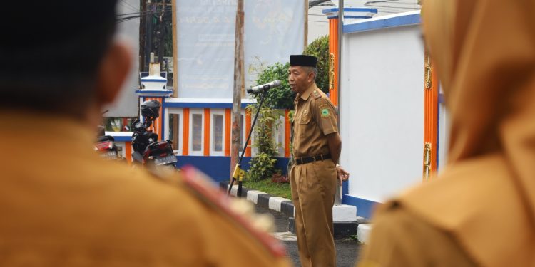 Apel Selasa Pagi: Kepala Diskominfo Kuningan Tegaskan Kedisiplinan dan Pentingnya Jaga Kesehatan