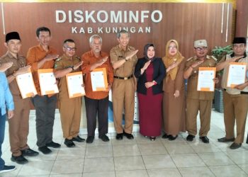 Kolaborasi Cerdas, Diskominfo Gandeng Akademisi dan Desa, Bersatu Kembangkan Website
